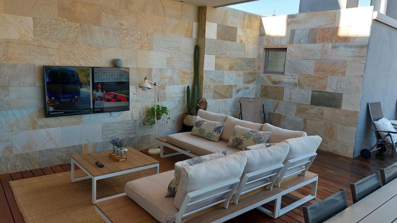 Atico De Lujo Con Jacuzzi Climatizado En Terraza Apartment Elche Bagian luar foto