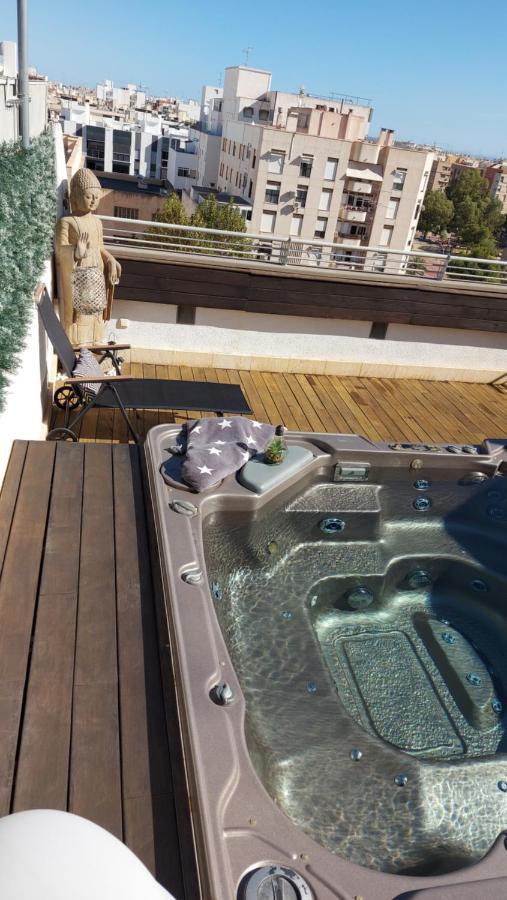 Atico De Lujo Con Jacuzzi Climatizado En Terraza Apartment Elche Bagian luar foto